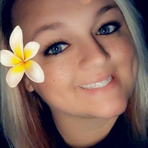 Meet your Posher, Brandy